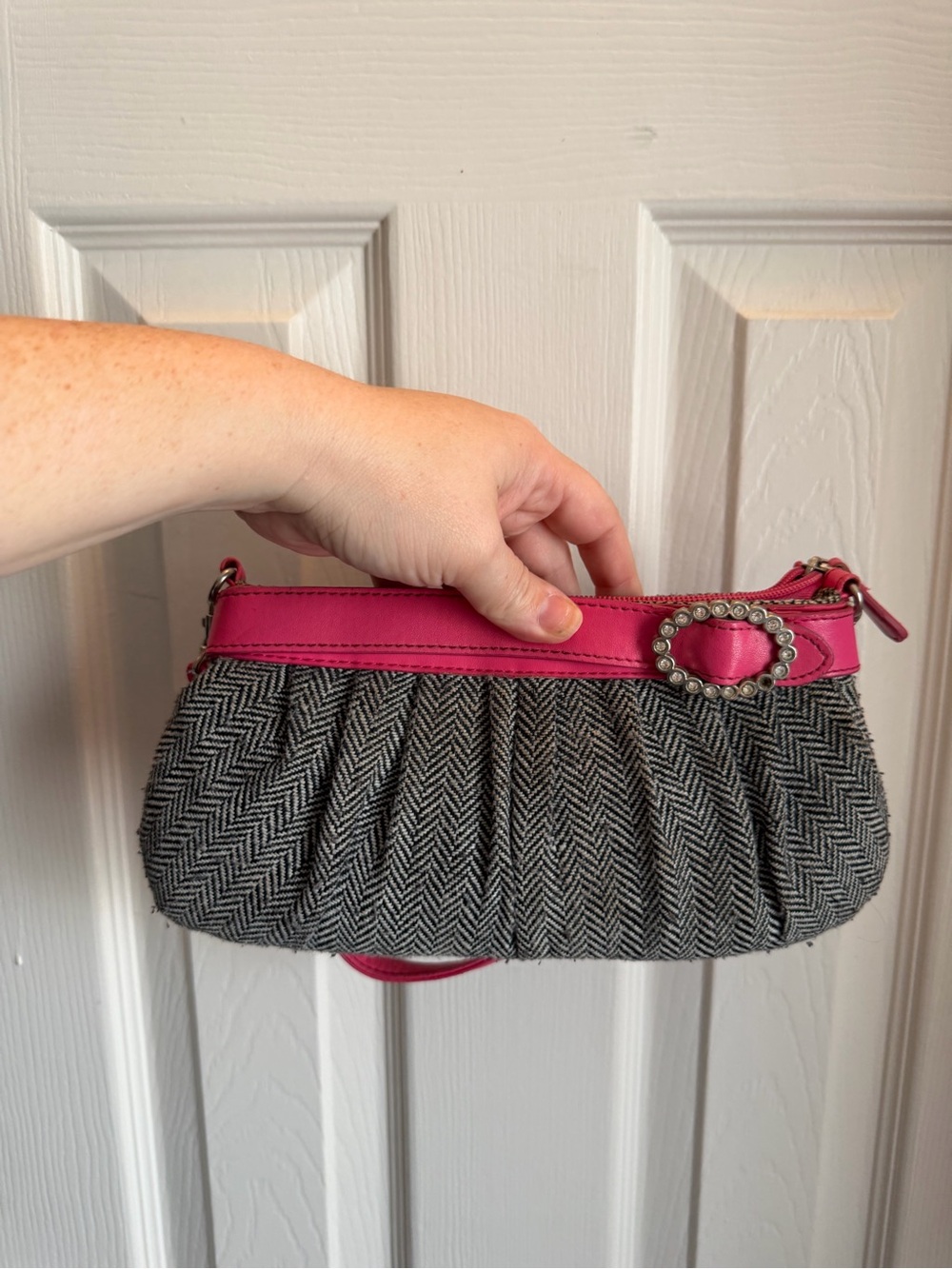 Y2K Pink Accent Herringbone Shoulder Bag - Picture 5 of 5